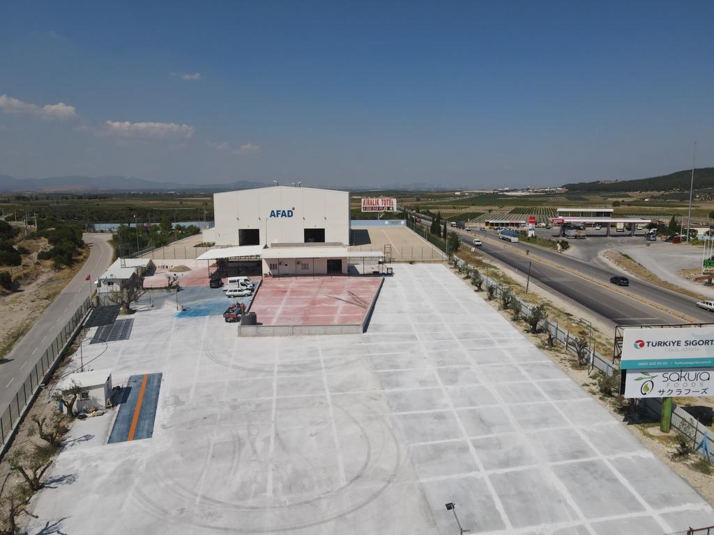 DEVELİ POLAT GAYRİMENKUL-MANİSA SARUHANLI DA DEVREN SATILIK 7000 M2 ARSA İÇERİSİNDE FABRİKA