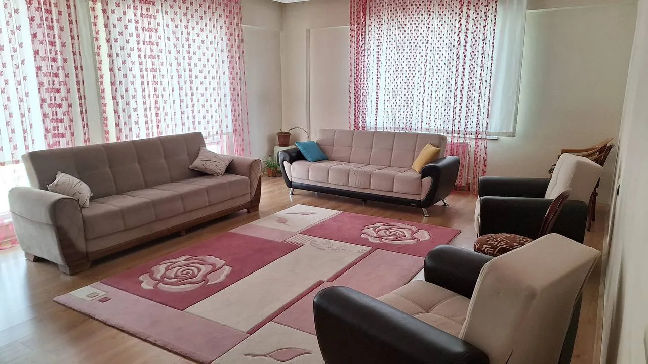 DEVELİ POLAT GAYRİMENKUL - FENESEYUKARI MAH. CADDE ÜZERİNDE SATILIK MASRAFSIZ DAİRE